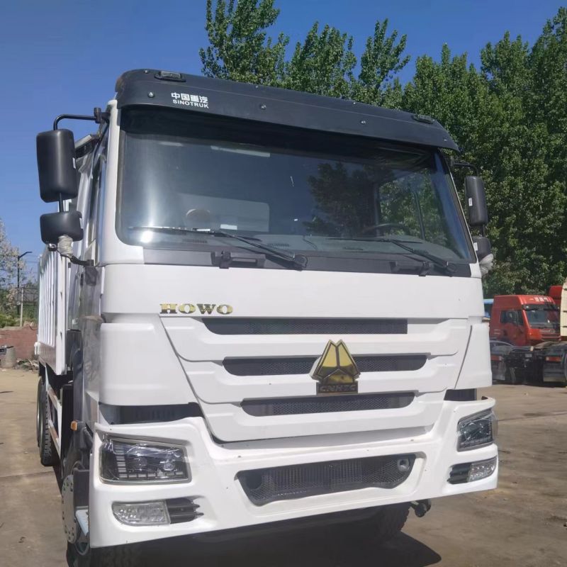 Mi a HOWO ZZ4257V3247B1 szabványos ötödik tengelykapcsoló magassága?